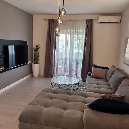 Apartmani Darko Rtina Buitenkant foto