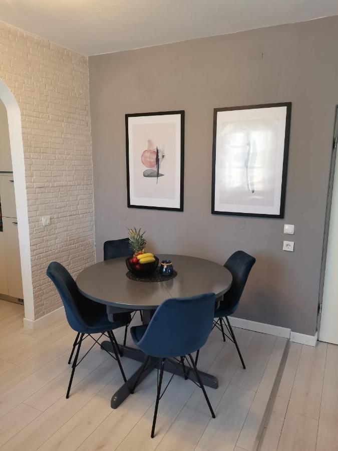Apartmani Darko Rtina Buitenkant foto