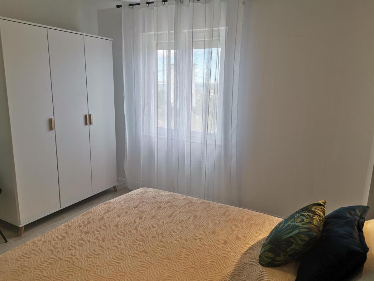 Apartmani Darko Rtina Buitenkant foto
