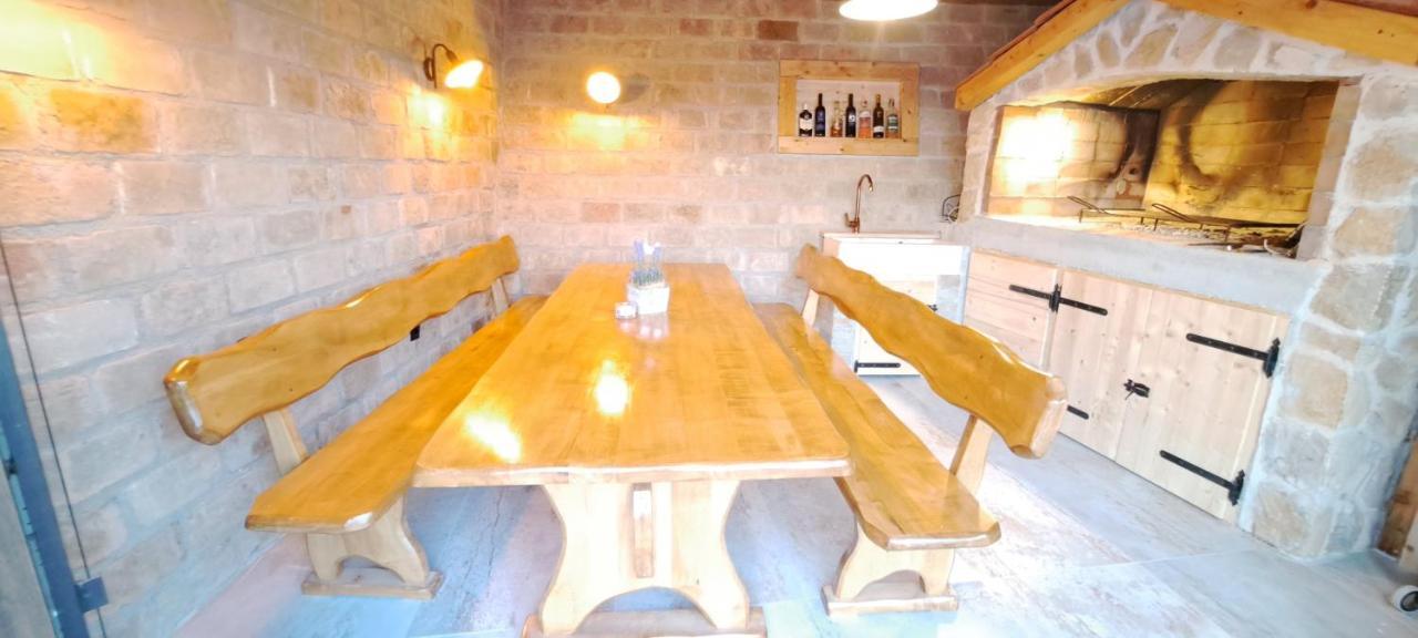 Apartmani Darko Rtina Buitenkant foto